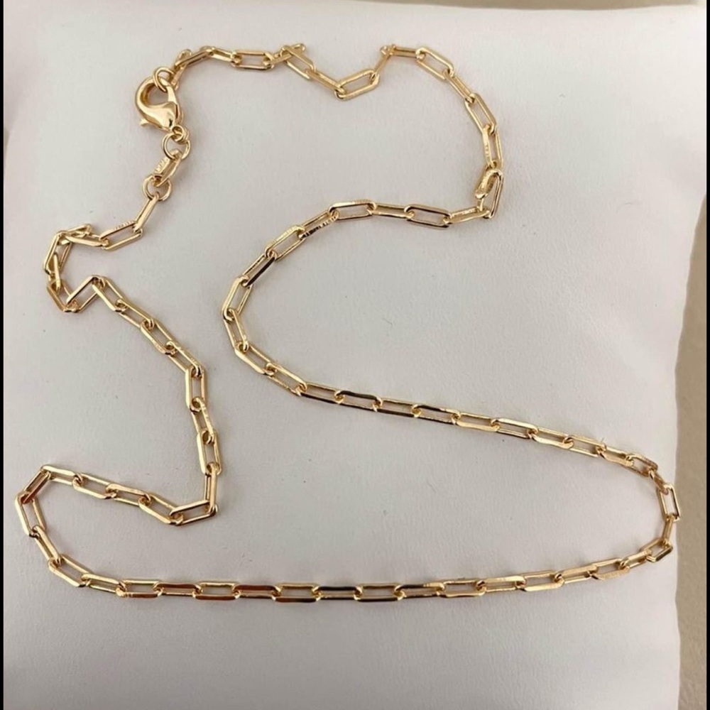 18k Gold Filled Paperclip Necklace 16” or 18” Long ✨